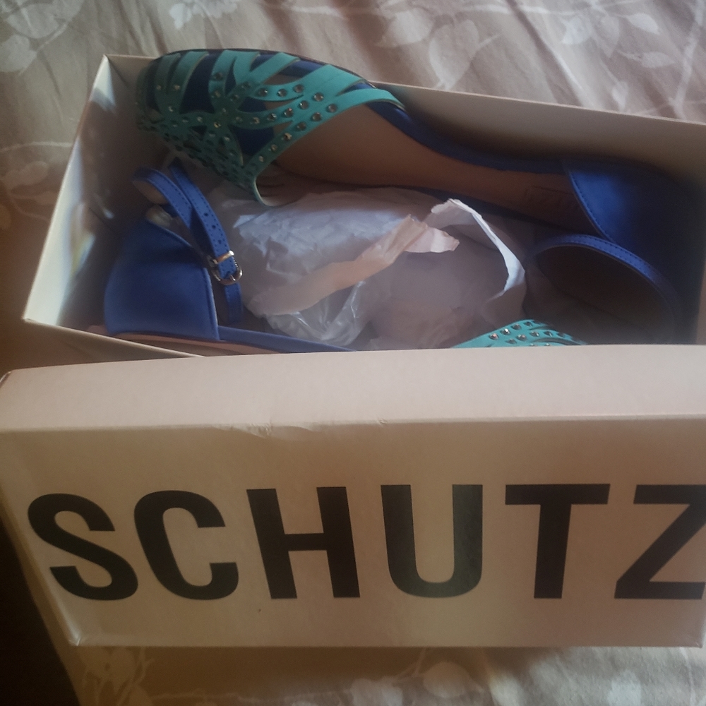 Schultz - Picture 2 of 8
